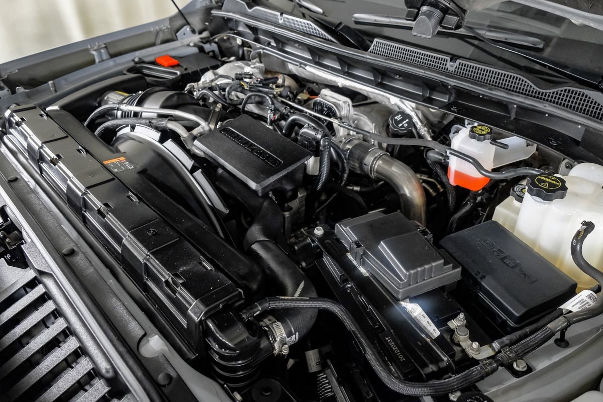 Used 2024 GMC Sierra 2500 AT4X image 50