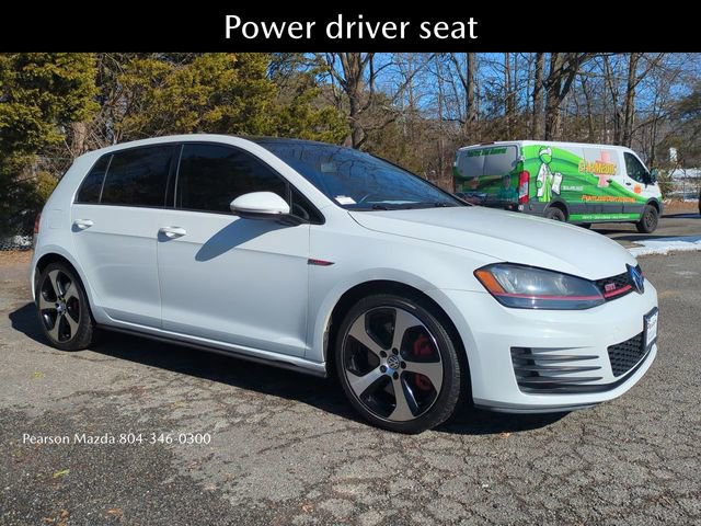 Used 2017 Volkswagen GTI SE image 2