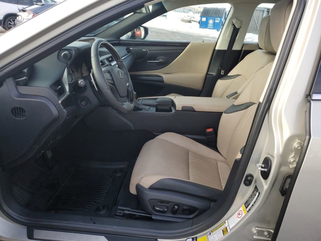Used 2019 Lexus ES 350 Luxury image 13