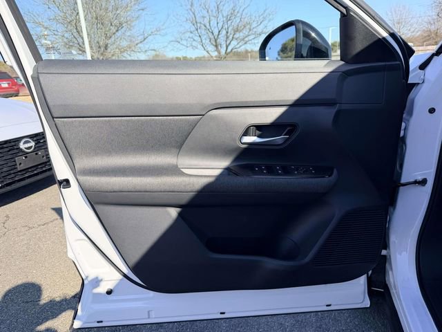 New 2026 Nissan Kicks SV w/ Cold Weather Package image 14