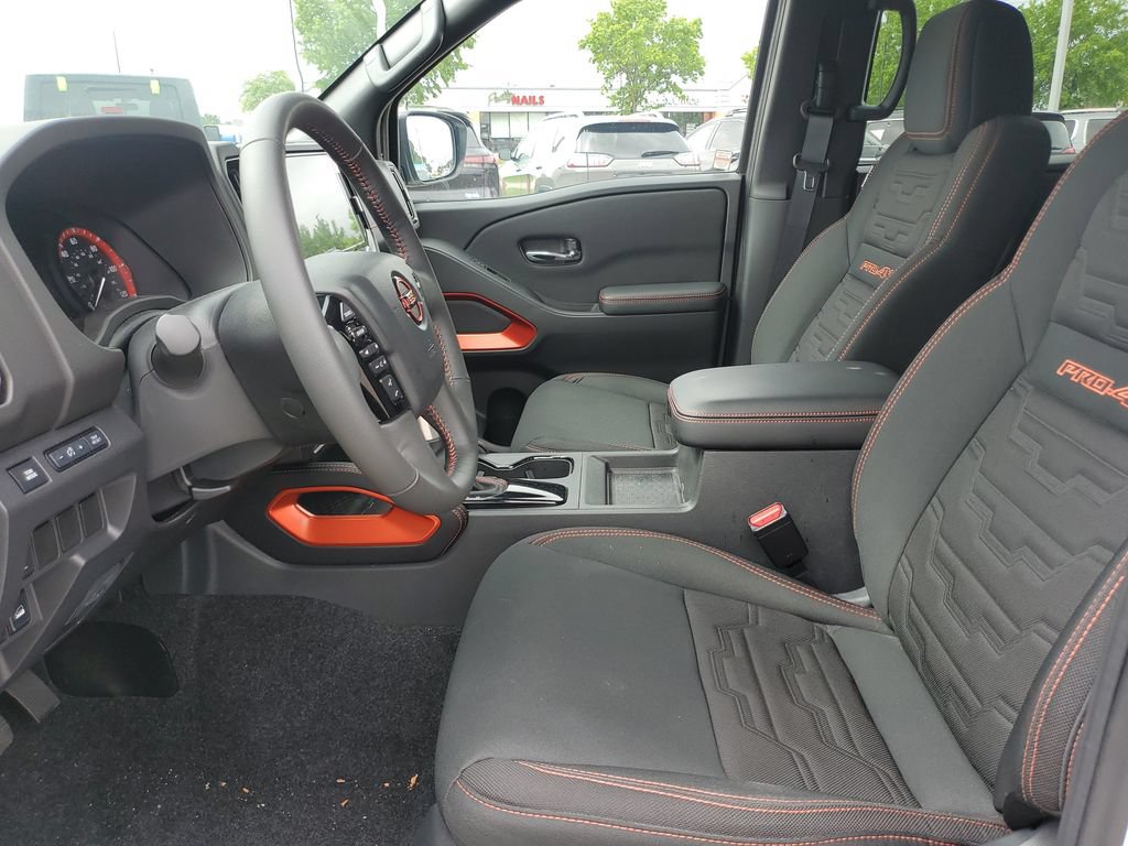 New 2025 Nissan Frontier PRO-4X AWD/4WD image 19