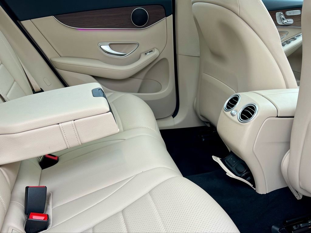 Certified 2022 Mercedes-Benz GLC 300 4MATIC image 35