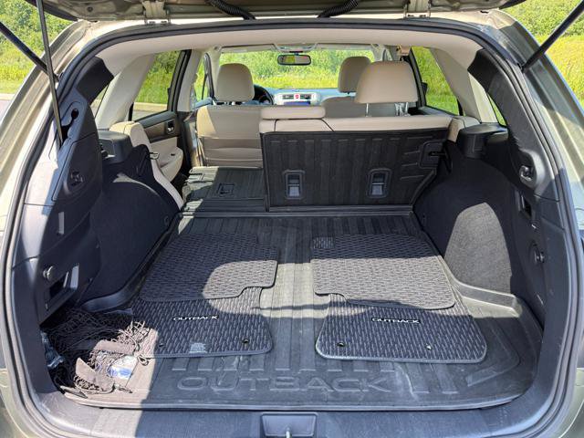 Used 2015 Subaru Outback 3.6R Limited w/ Protection Package #1 AWD/4WD image 22