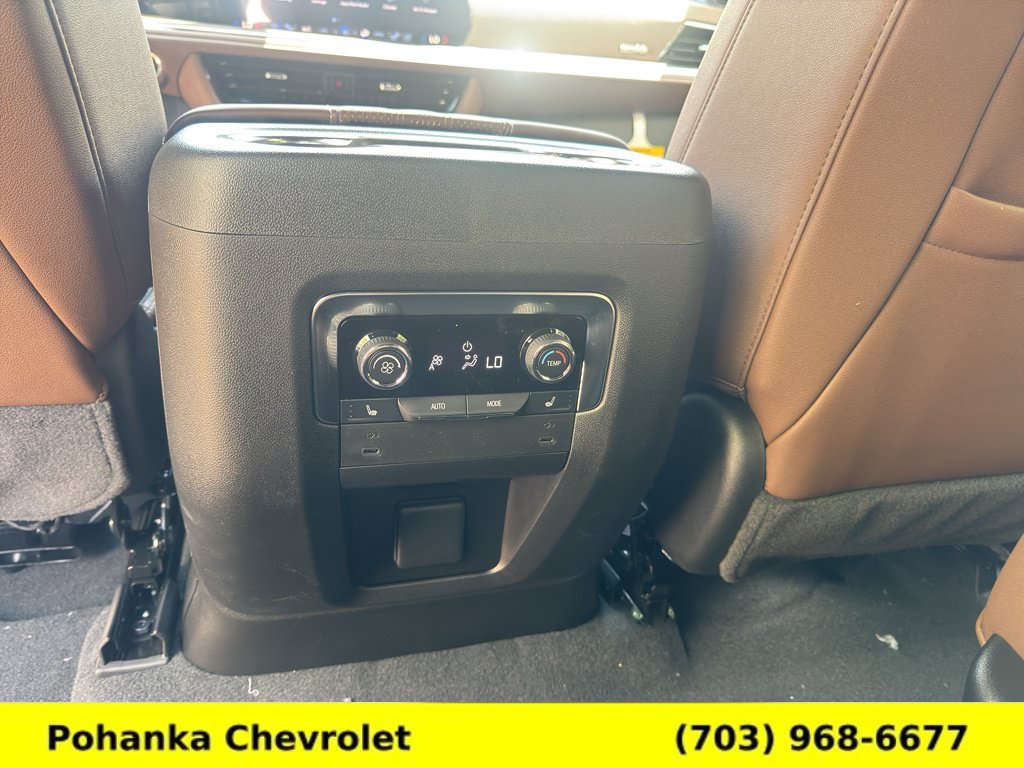 New 2026 Chevrolet Suburban High Country AWD/4WD image 30