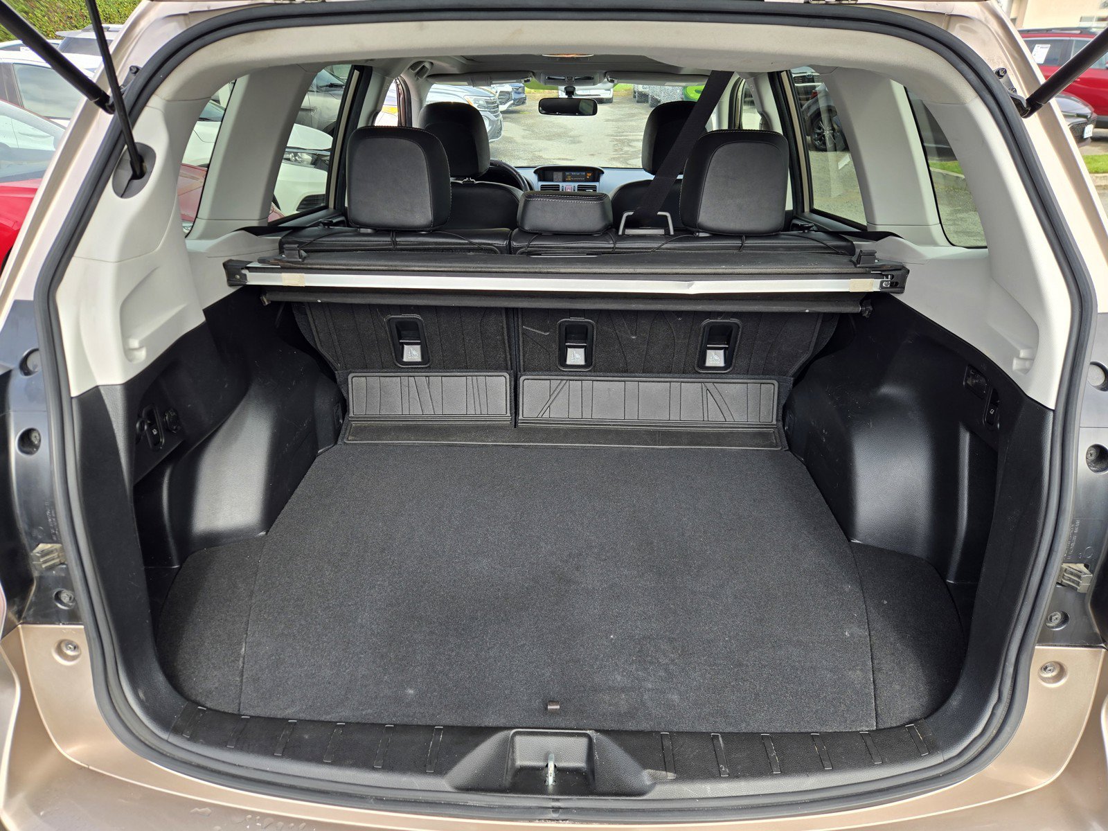 Used 2015 Subaru Forester 2.5i Touring AWD/4WD image 27