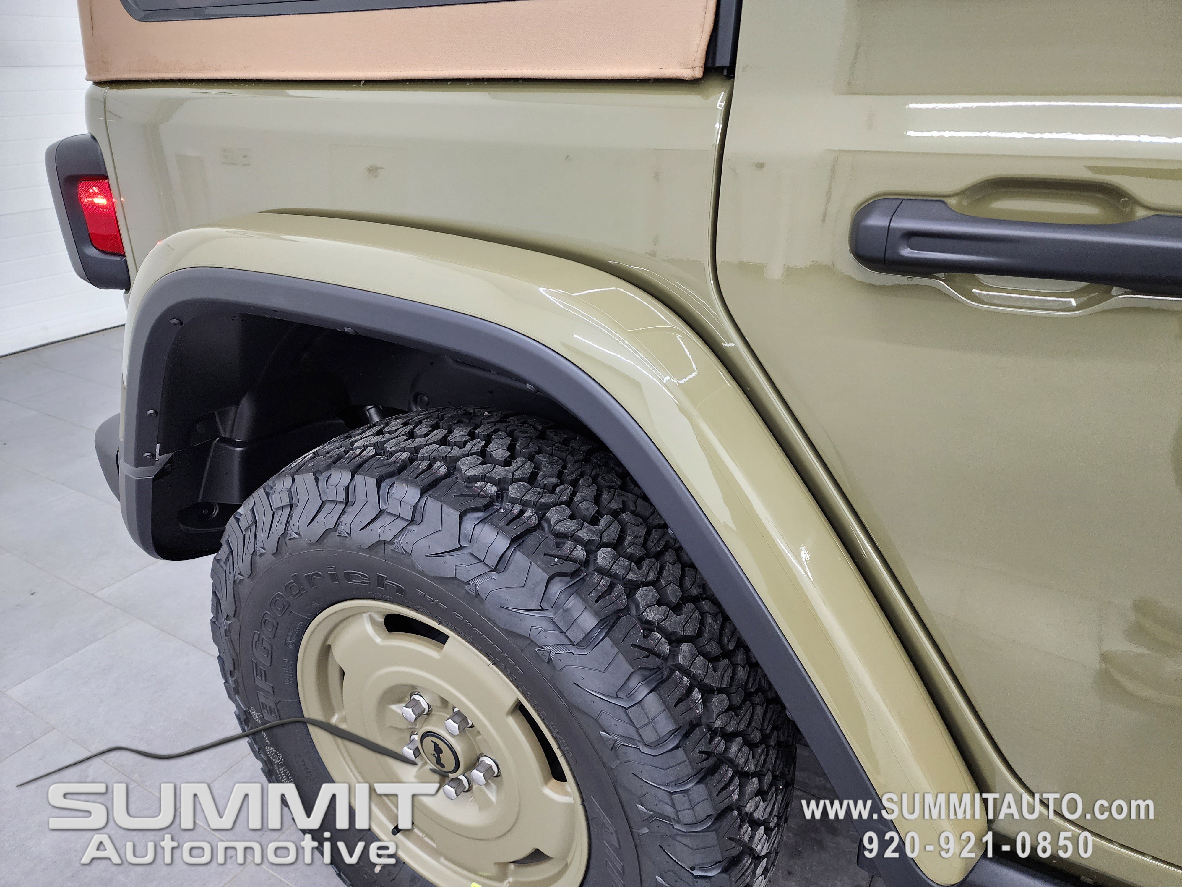 New 2026 Jeep Wrangler Unlimited Sport image 25