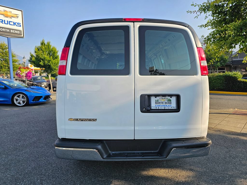 Certified 2025 Chevrolet Express 2500 w/ Driver Convenience Package RWD image 6