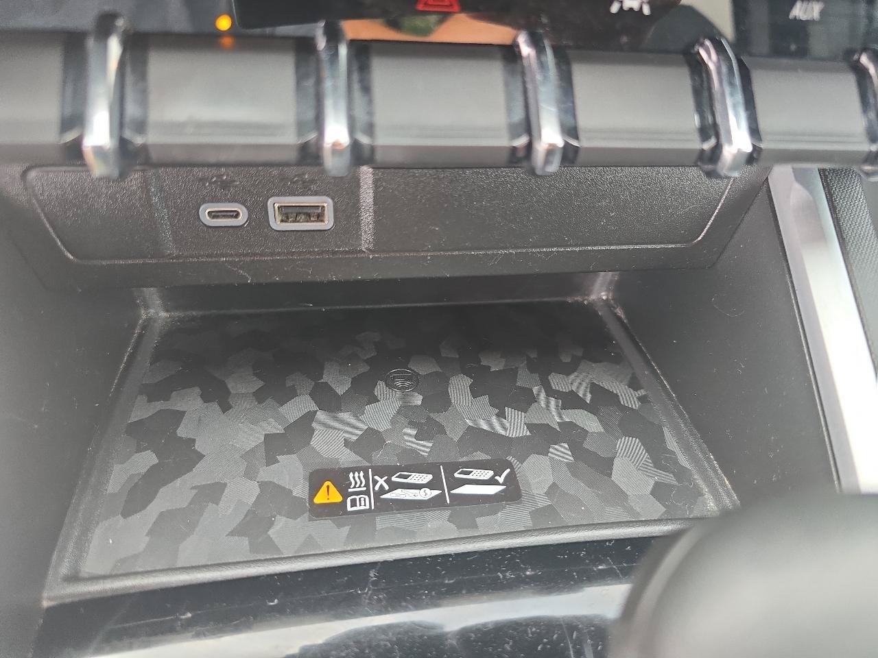 Used 2023 Chevrolet Colorado LT w/ LT Convenience Package II AWD/4WD image 28