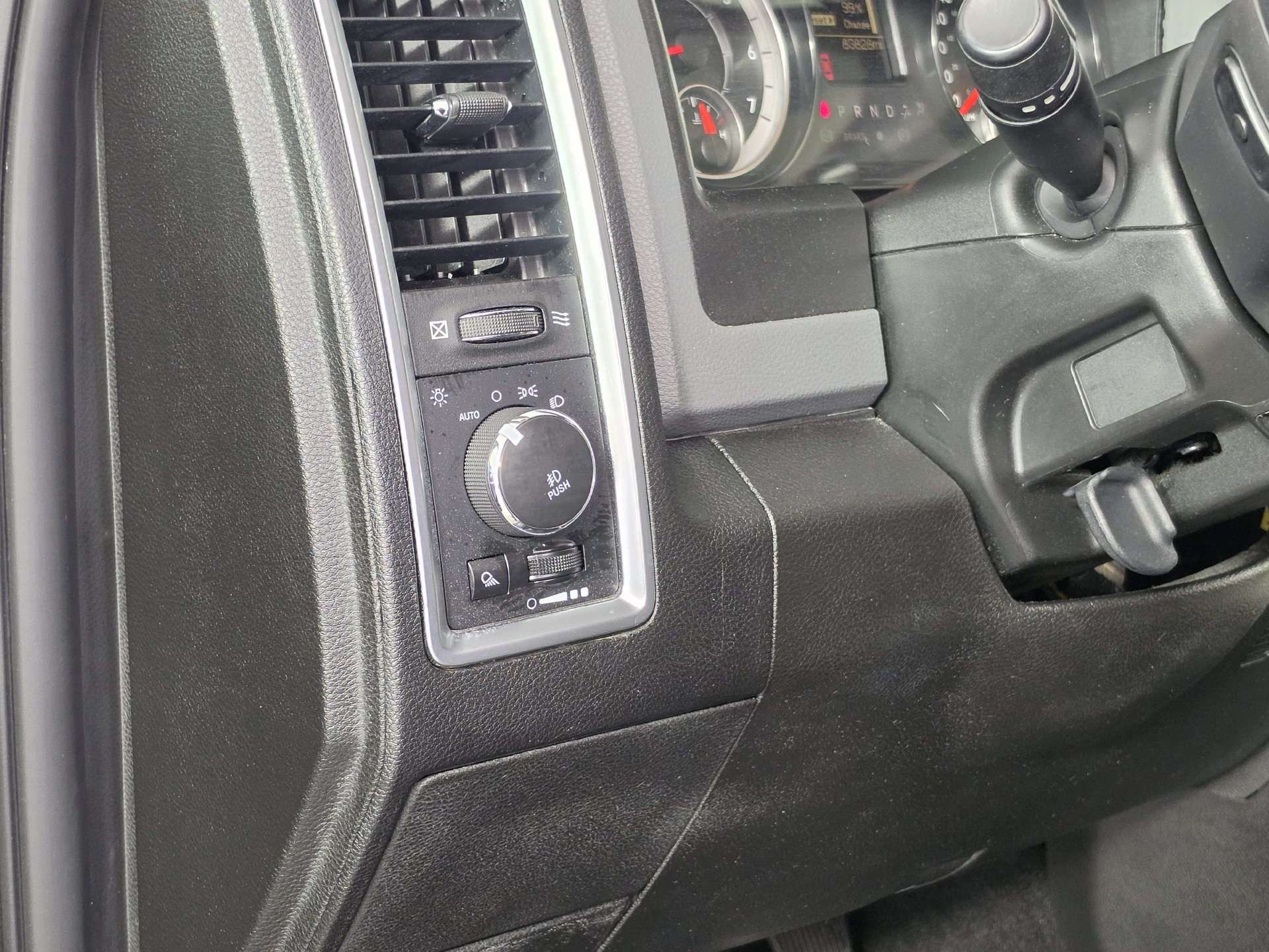 Used 2018 RAM 2500 Big Horn AWD/4WD image 12