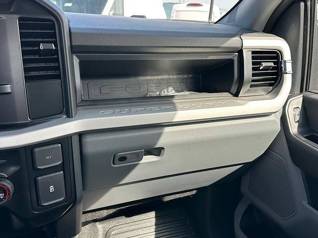 New 2027 Ford F350 XL w/ XL Chrome Package AWD/4WD image 25