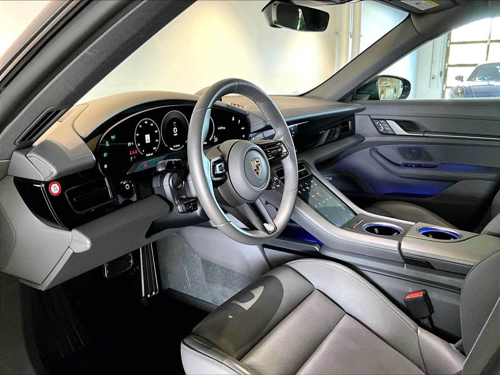 Used 2025 Porsche Taycan RWD image 7