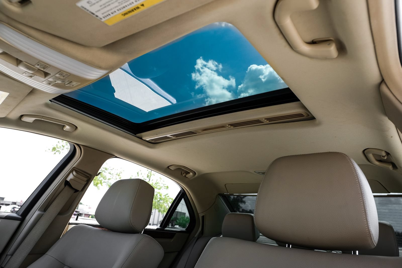 Used 2012 Mercedes-Benz E 350 Sedan image 5