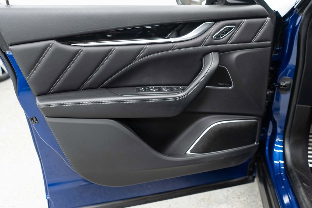 Used 2022 Maserati Levante Modena image 14