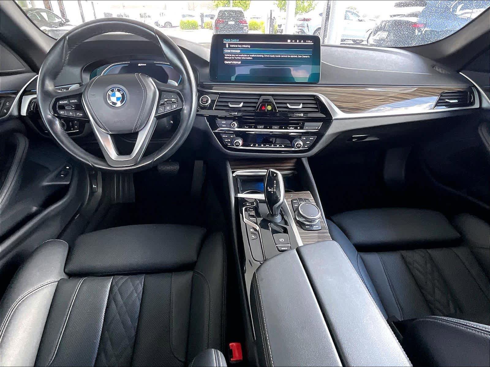 Used 2023 BMW 530e w/ Convenience Package RWD image 16