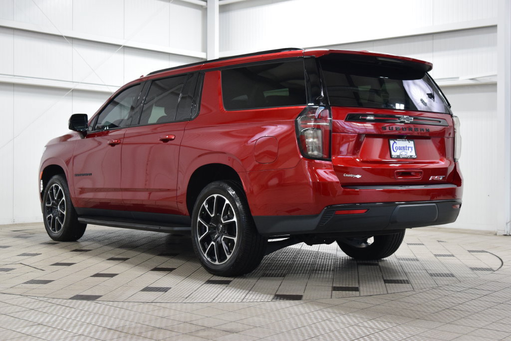 Used 2024 Chevrolet Suburban RST w/ Luxury Package AWD/4WD image 6