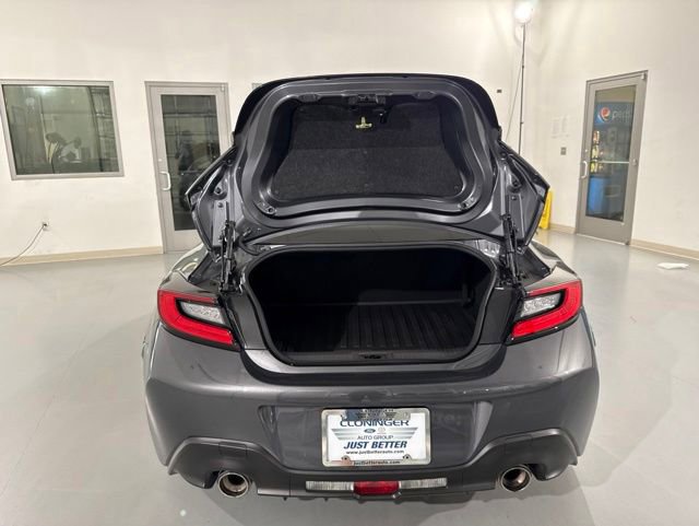 Used 2025 Toyota GR86 Premium w/ Performance Package RWD image 12