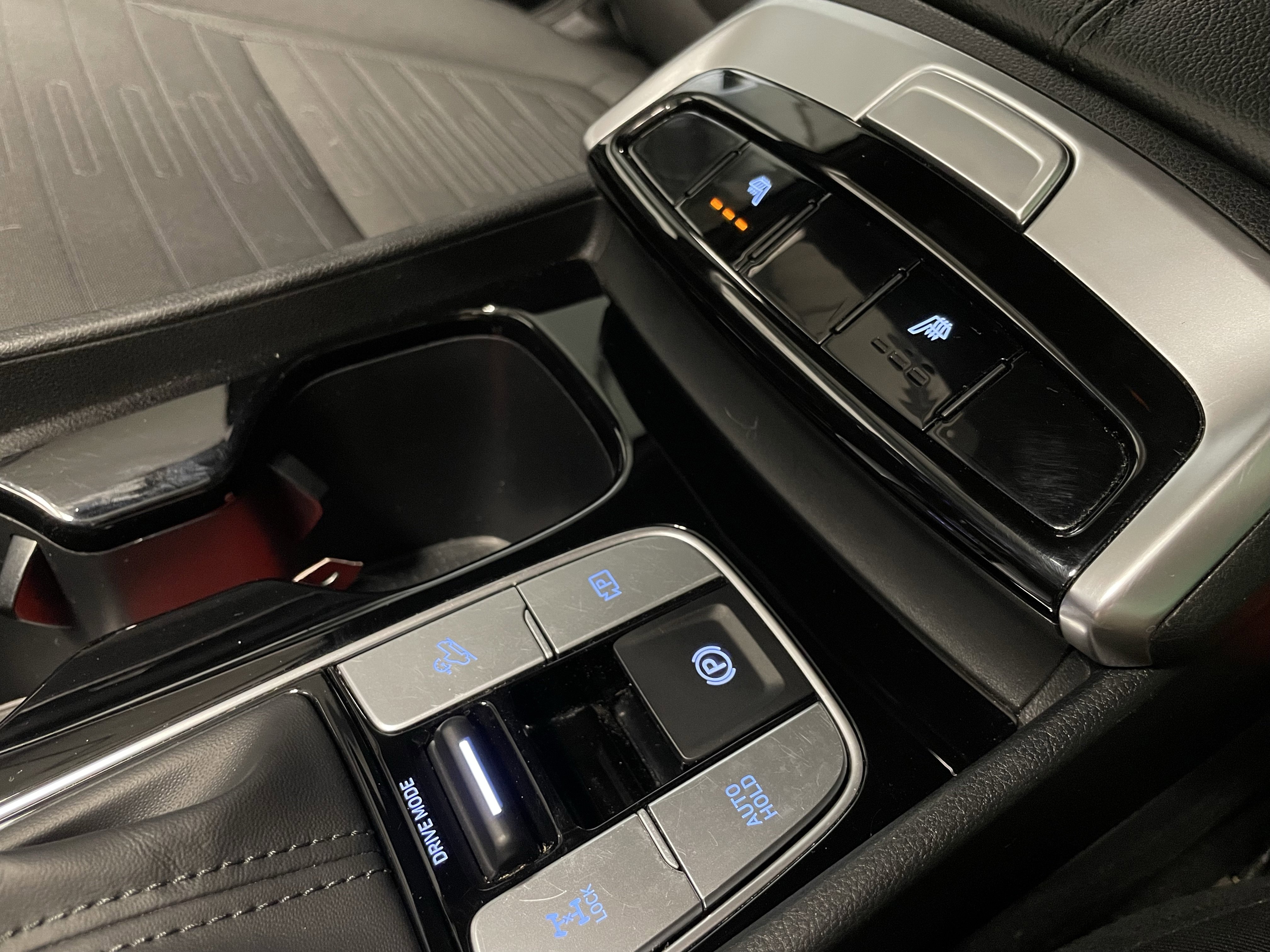 Used 2022 Hyundai Santa Cruz SEL image 14