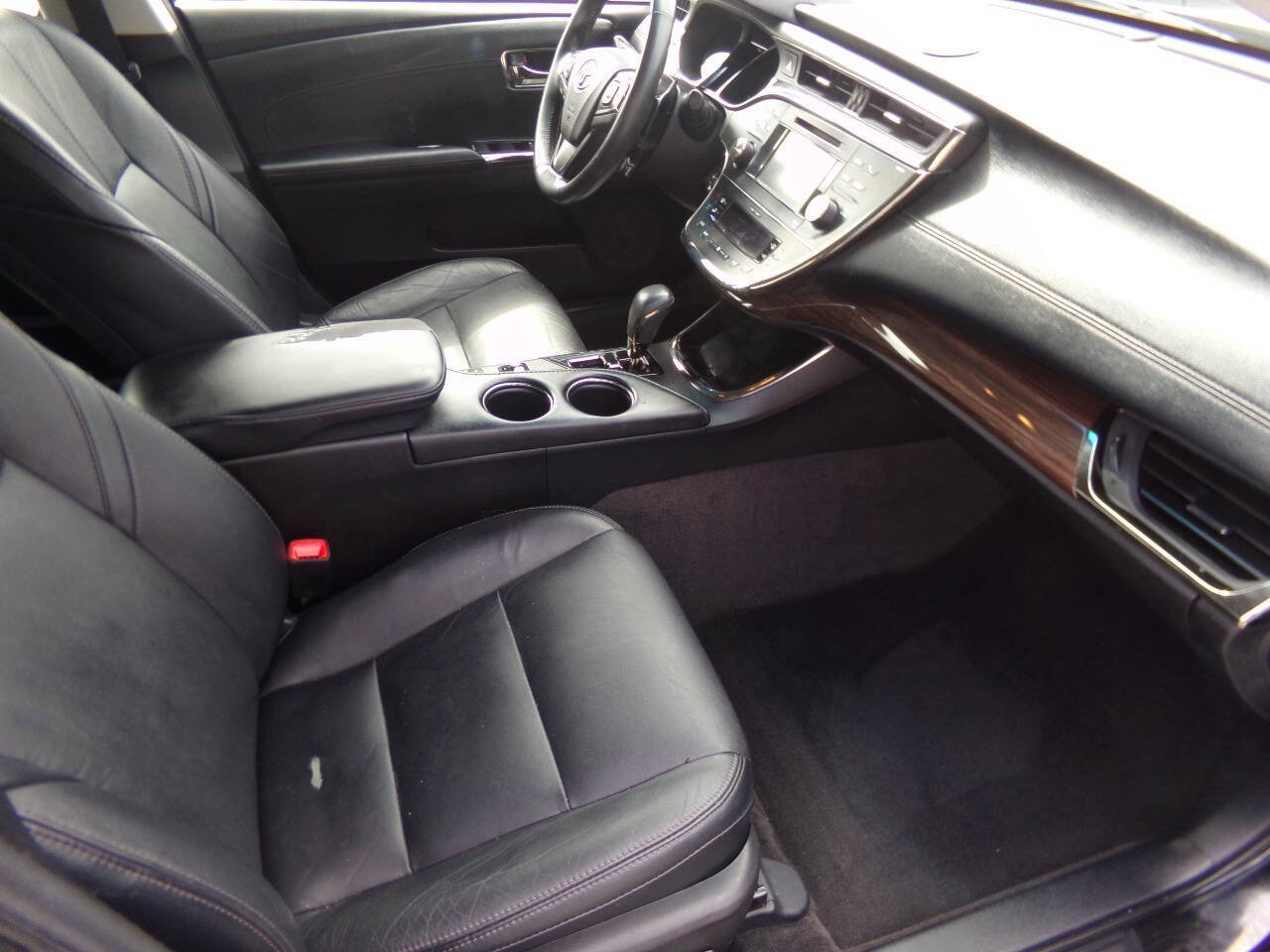 Used 2014 Toyota Avalon XLE Touring image 31