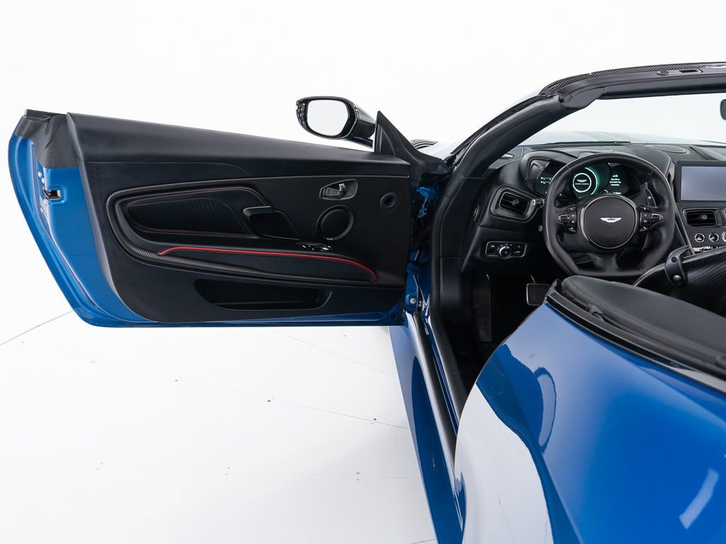 Used 2023 Aston Martin DBS Superleggera Volante image 18