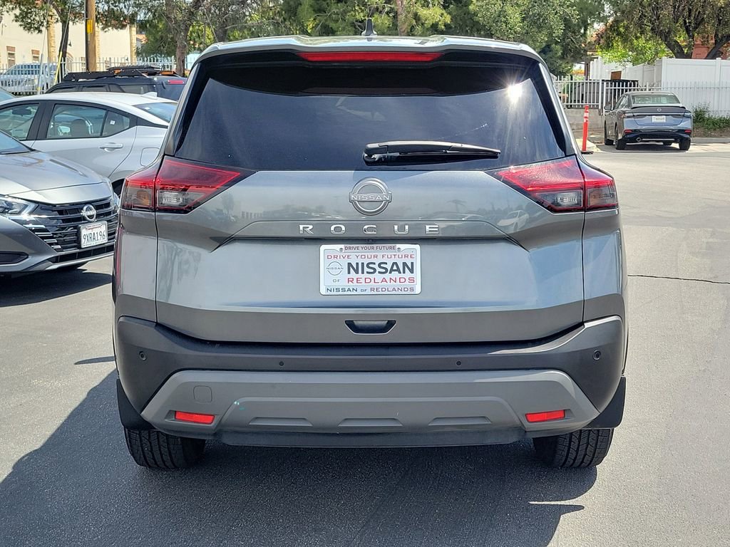 Used 2023 Nissan Rogue S image 29