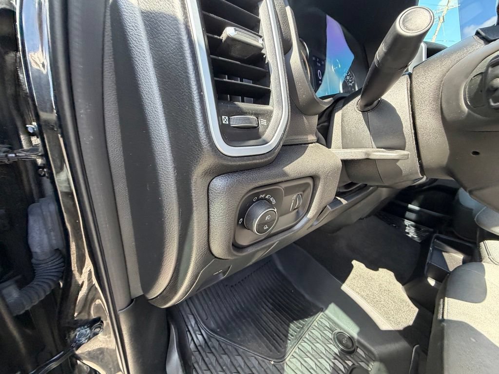 Used 2021 RAM 1500 Big Horn AWD/4WD image 16