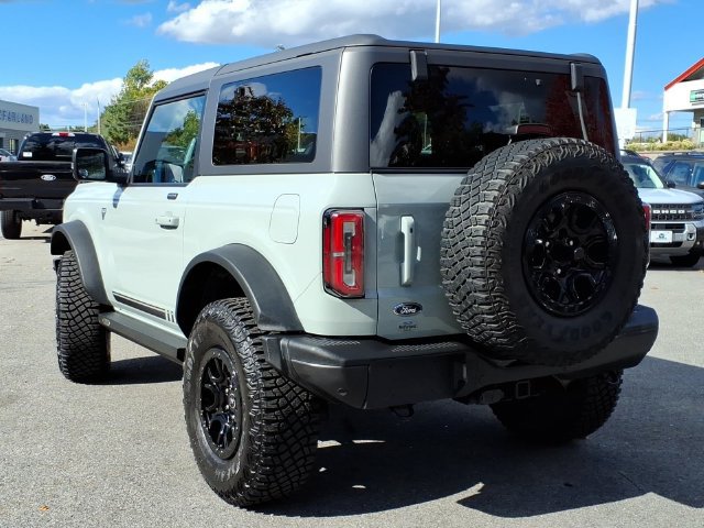 Used 2021 Ford Bronco First Edition AWD/4WD image 3