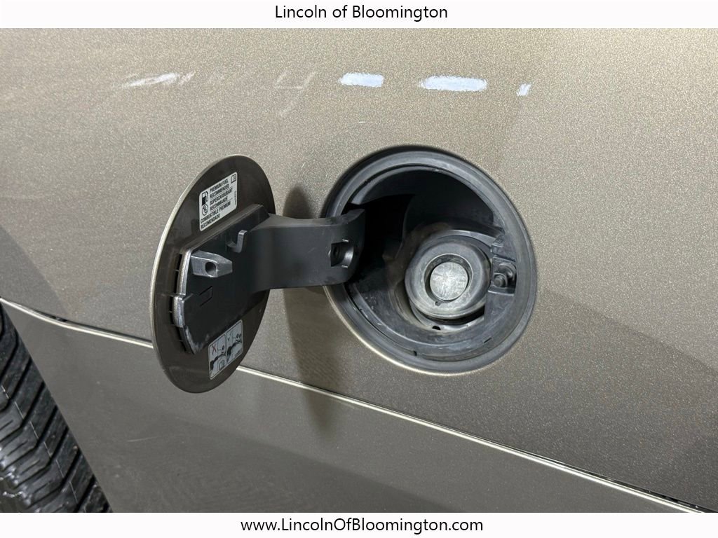 Used 2015 Cadillac Escalade ESV Luxury image 17