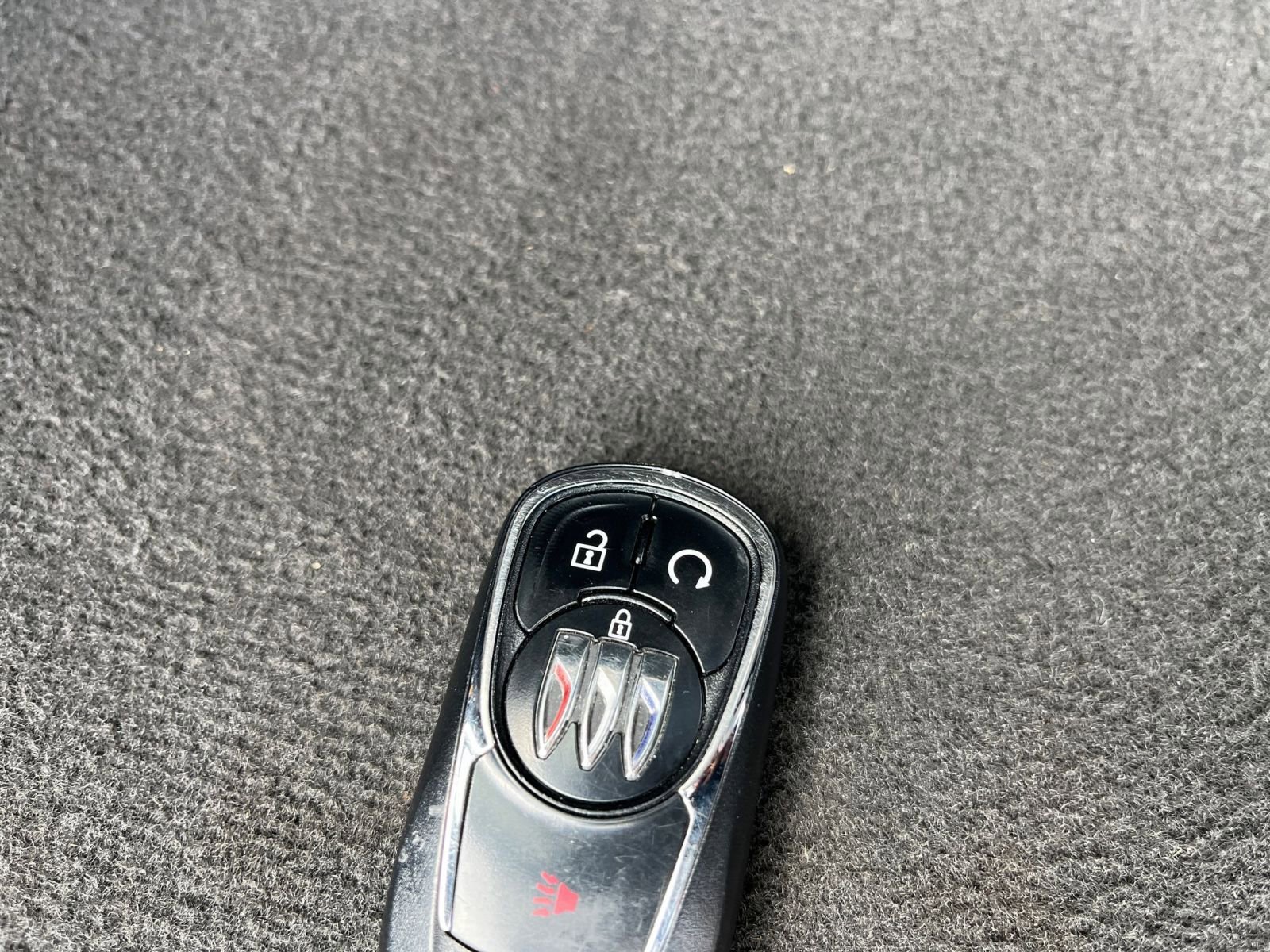 Used 2025 Buick Encore GX Preferred AWD/4WD image 25