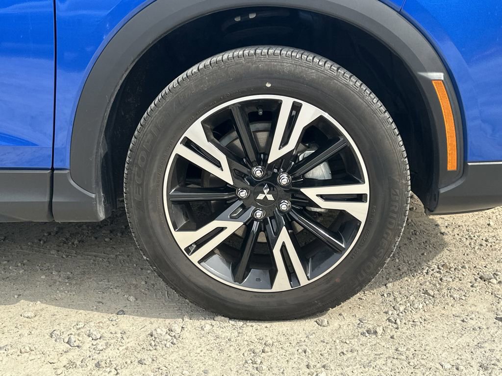 Used 2025 Mitsubishi Eclipse Cross SE image 13