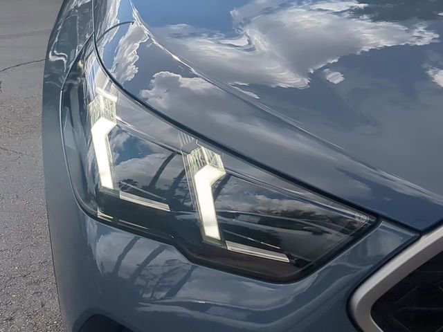 Used 2025 BMW X2 xDrive28i w/ Technology Package image 10