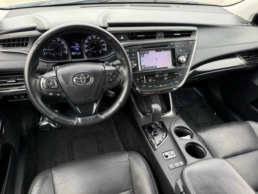 Used 2016 Toyota Avalon Touring image 23