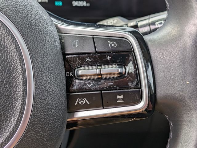 Used 2022 Kia Carnival SX Prestige FWD image 14