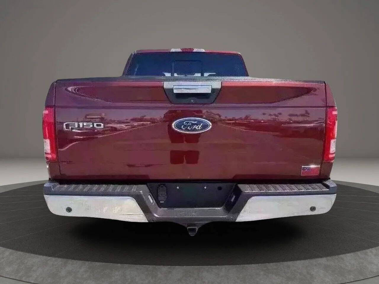 Used 2017 Ford F150 XLT w/ Equipment Group 302A Luxury RWD image 6