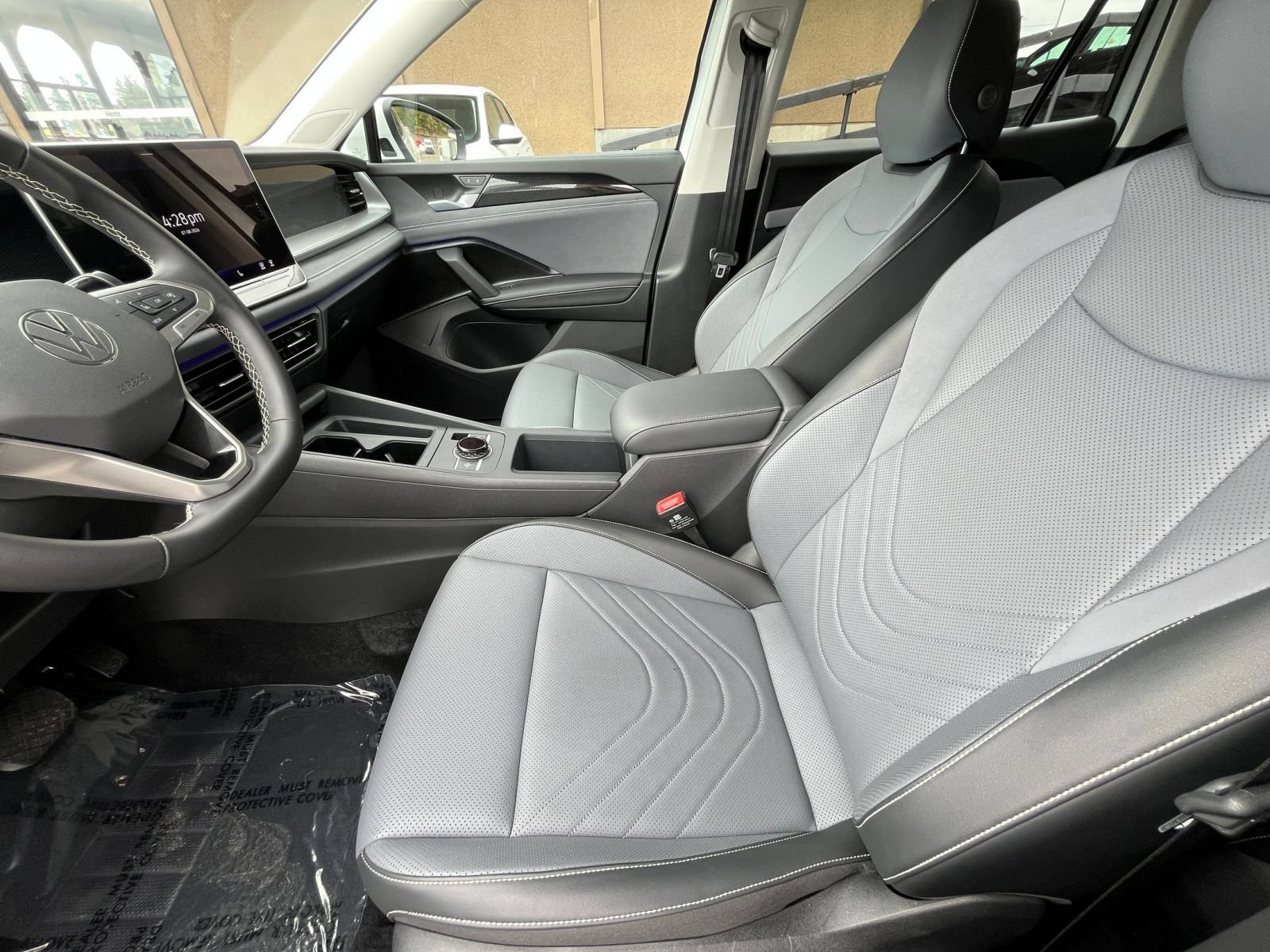 Used 2026 Volkswagen Tiguan SE AWD/4WD image 29