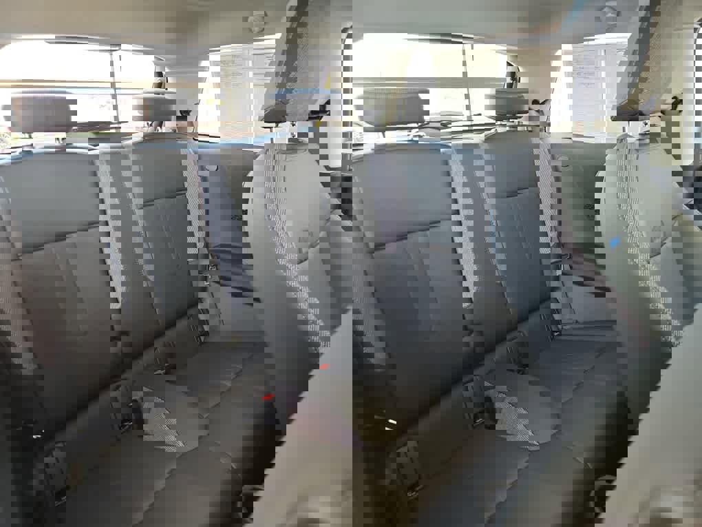 Certified 2025 MINI Cooper S image 25