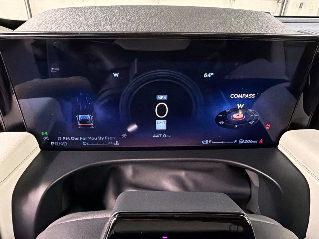 Certified 2026 Lincoln Aviator AWD image 21