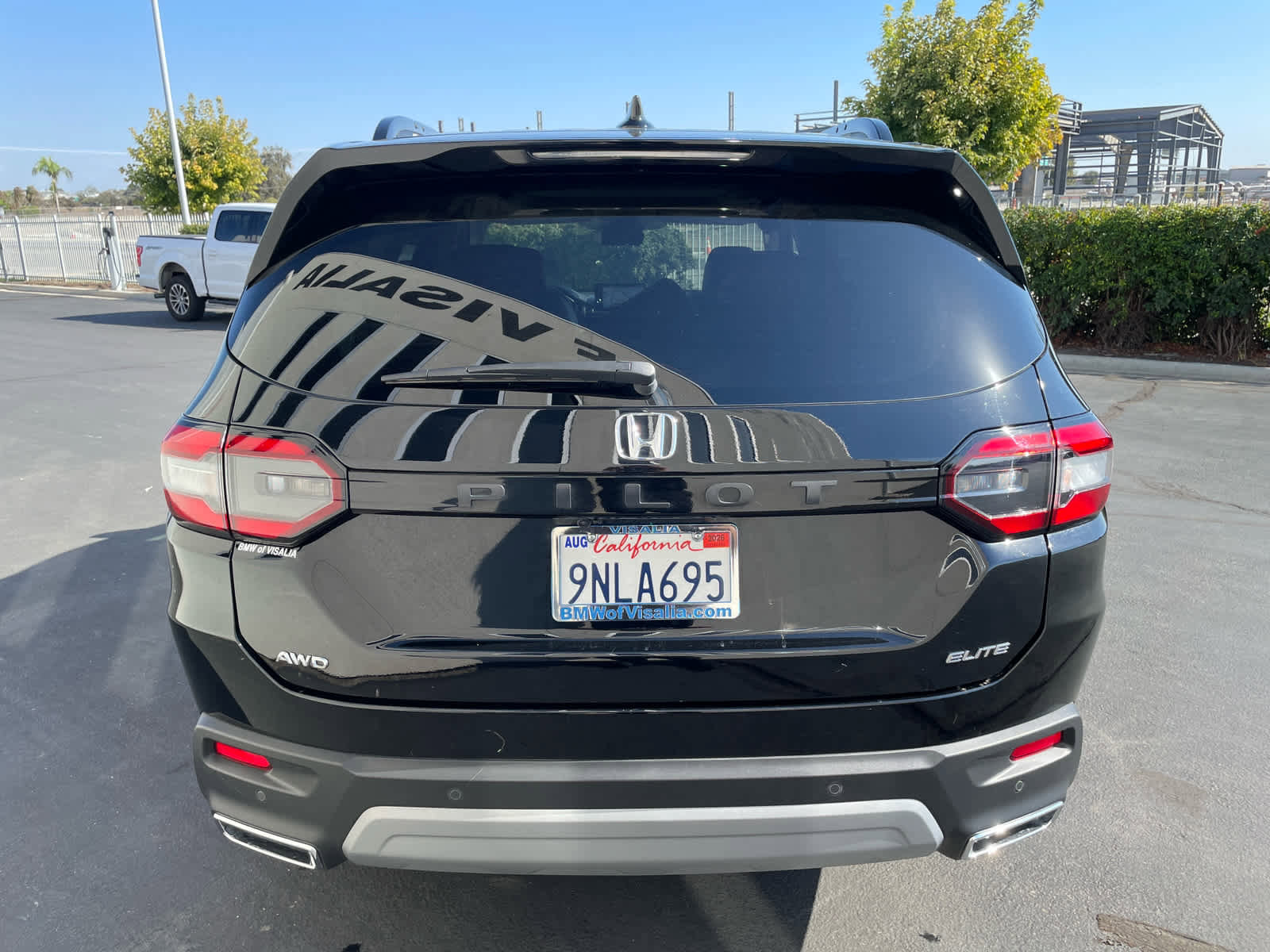 Used 2025 Honda Pilot Elite image 4