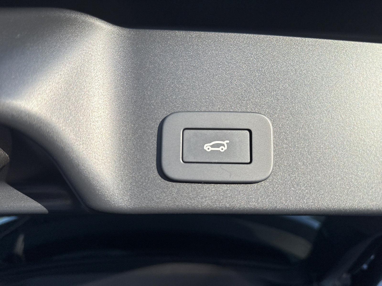 Used 2023 Land Rover Range Rover Evoque R-Dynamic SE AWD/4WD image 30