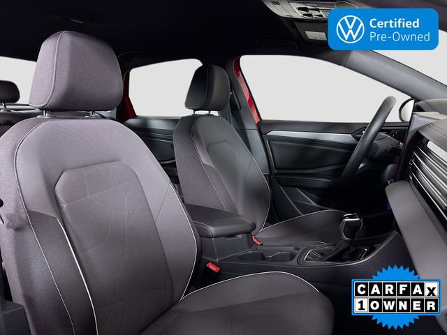 Certified 2025 Volkswagen Jetta Sport image 27
