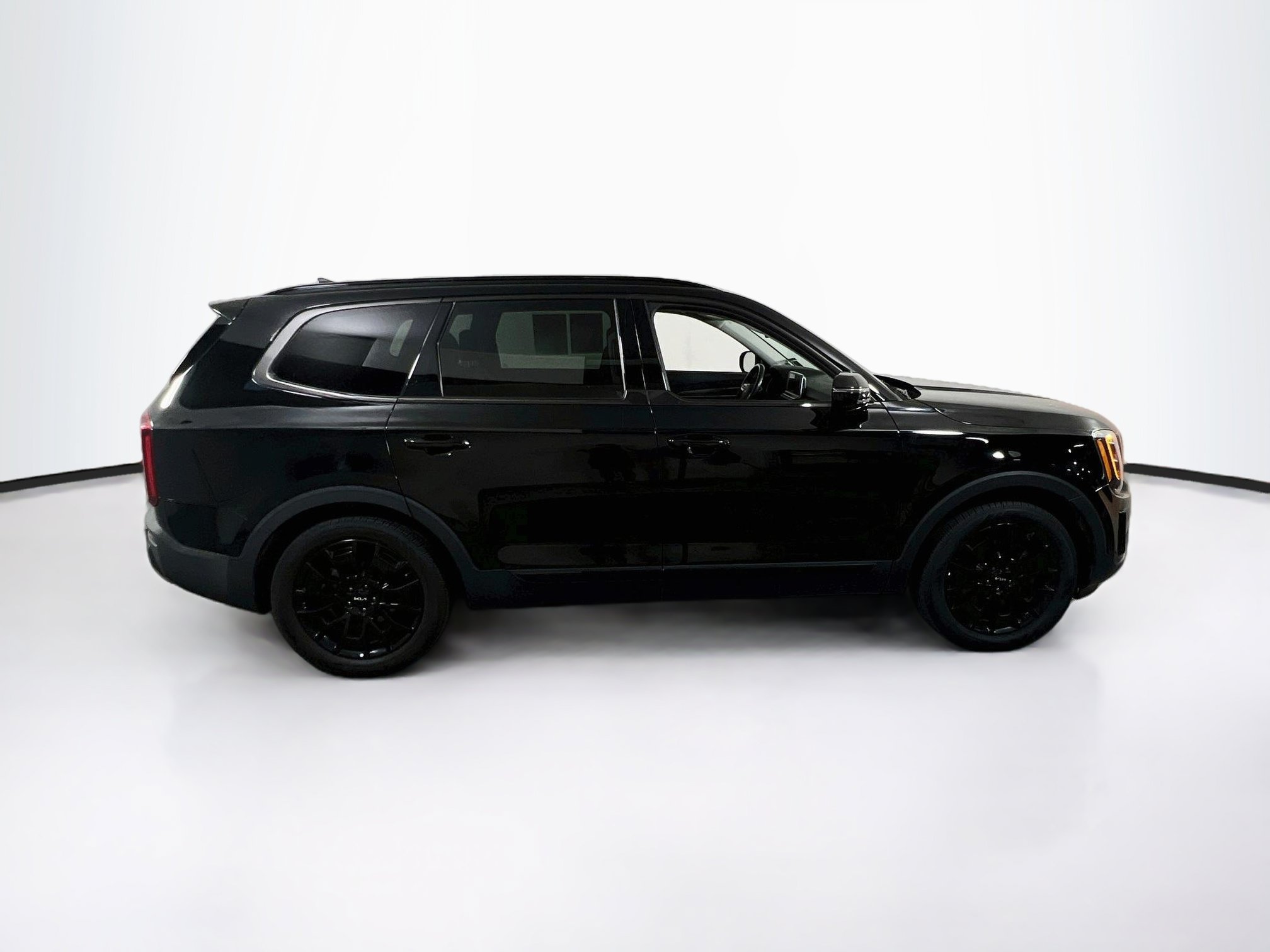 Used 2022 Kia Telluride SX w/ SX Prestige Package AWD/4WD image 4