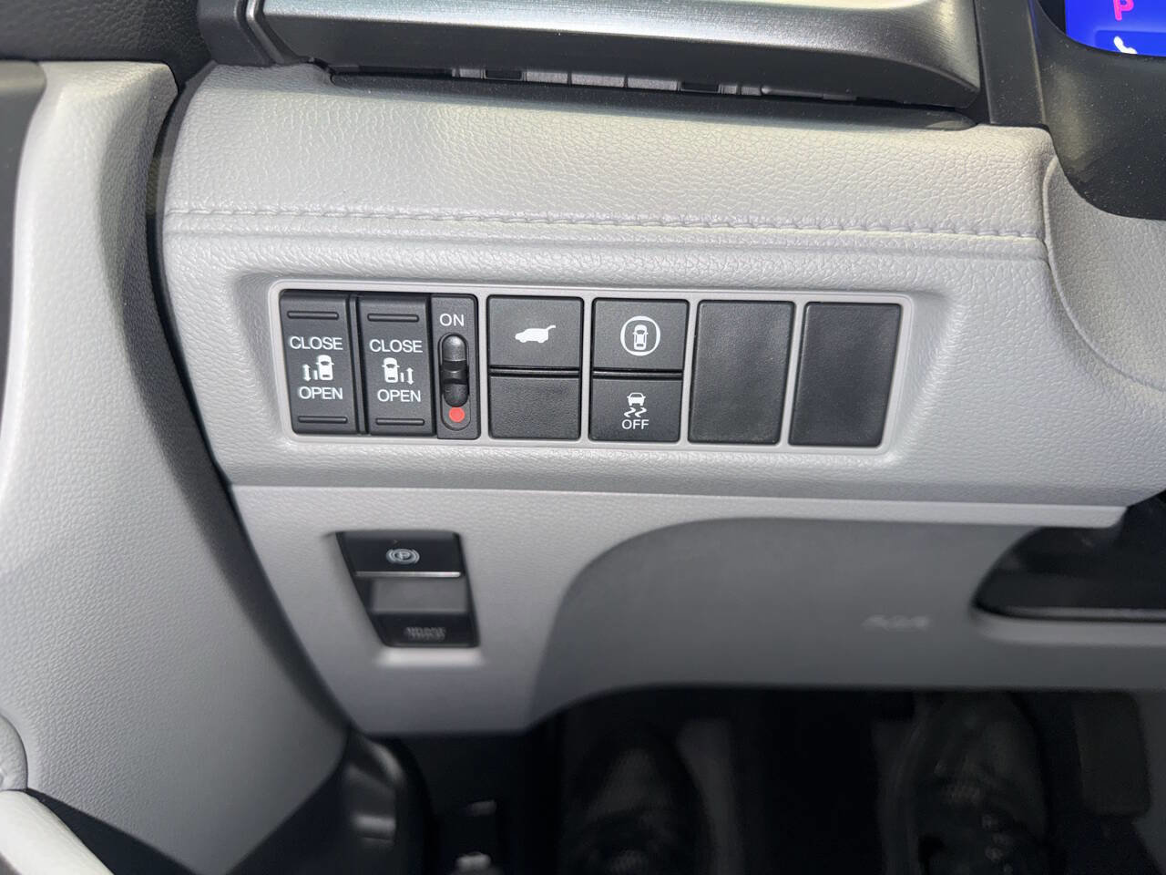 Used 2022 Honda Odyssey EX-L image 41