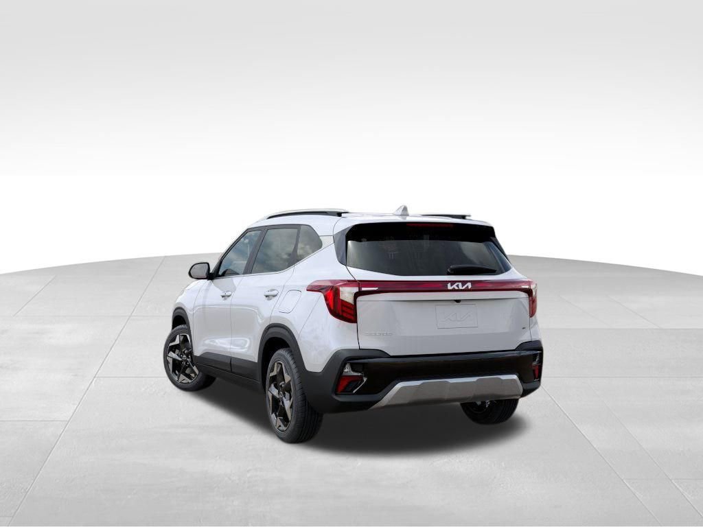 New 2026 Kia Seltos EX image 4