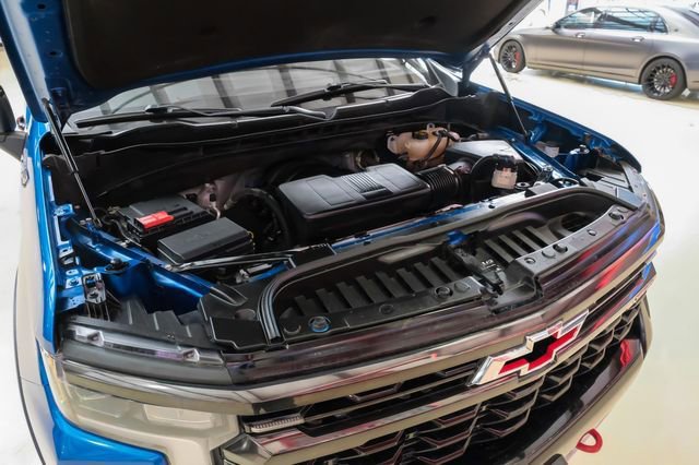 Used 2022 Chevrolet Silverado 1500 ZR2 w/ Technology Package image 50