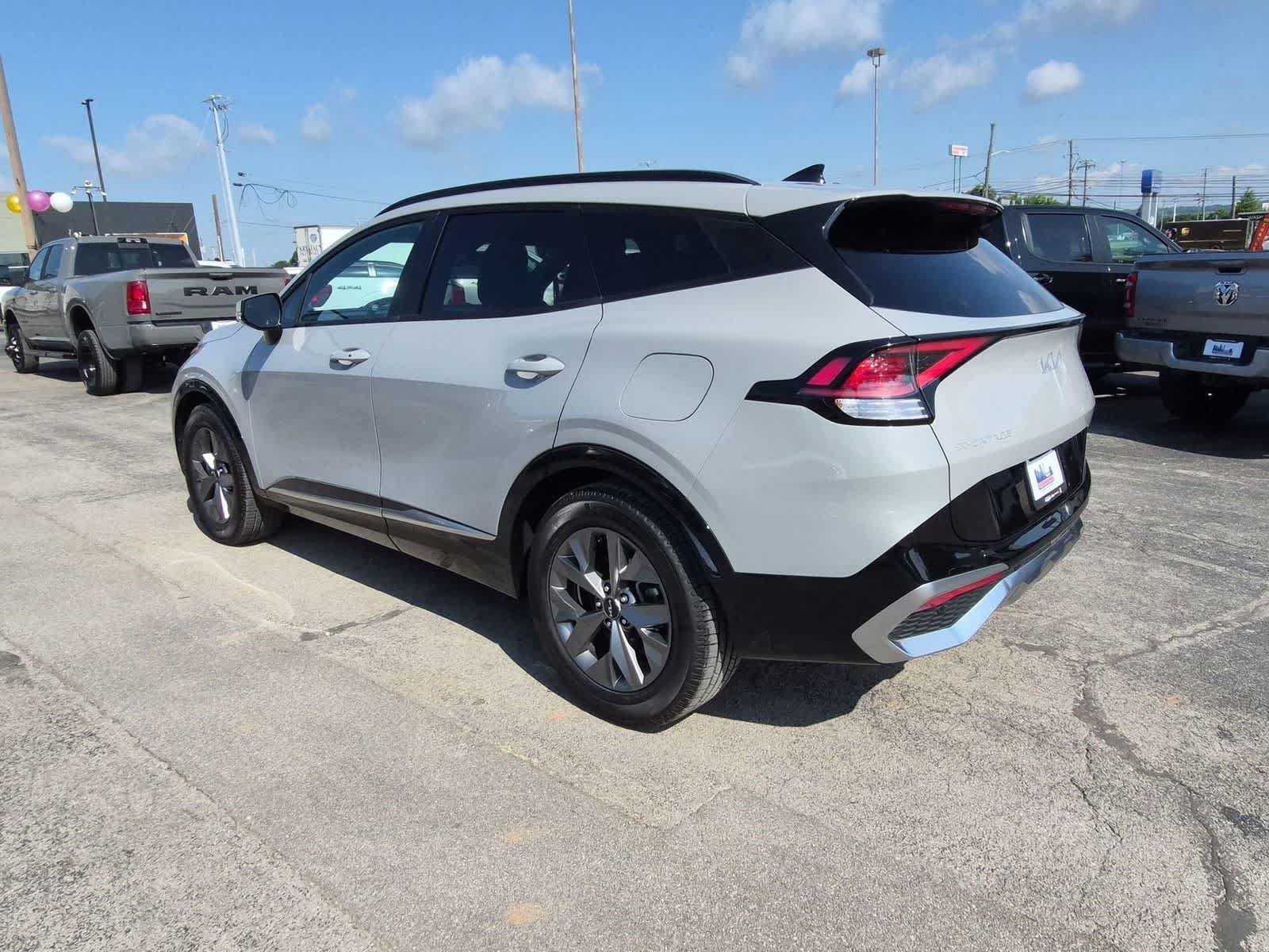 Used 2023 Kia Sportage SX FWD image 6