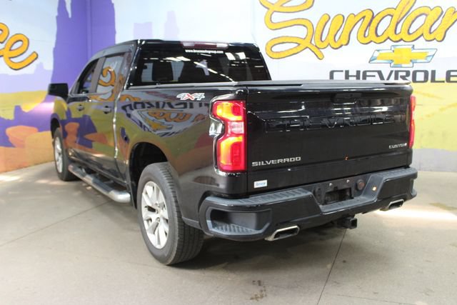 Used 2019 Chevrolet Silverado 1500 Custom w/ Custom Value Package AWD/4WD image 6
