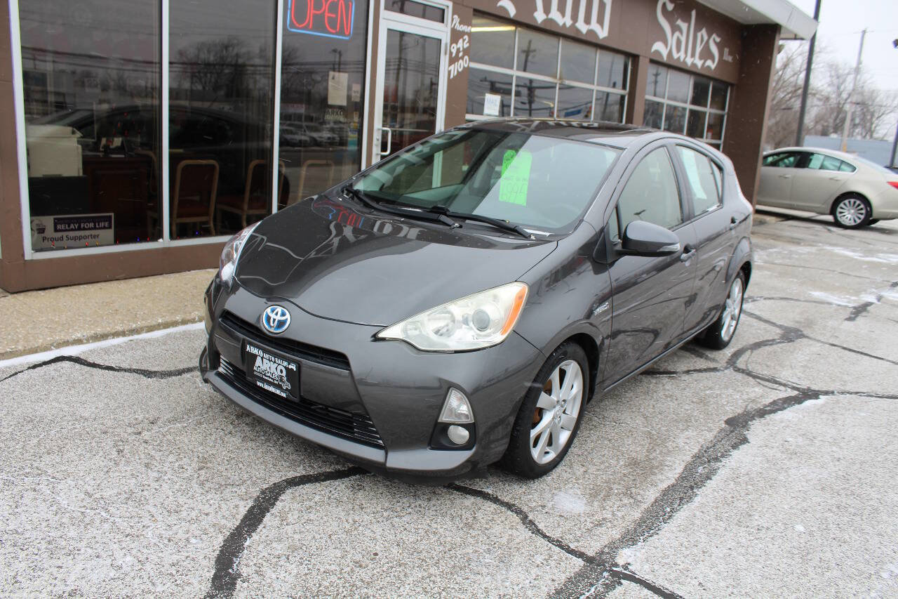 Used 2012 Toyota Prius C Four image 2