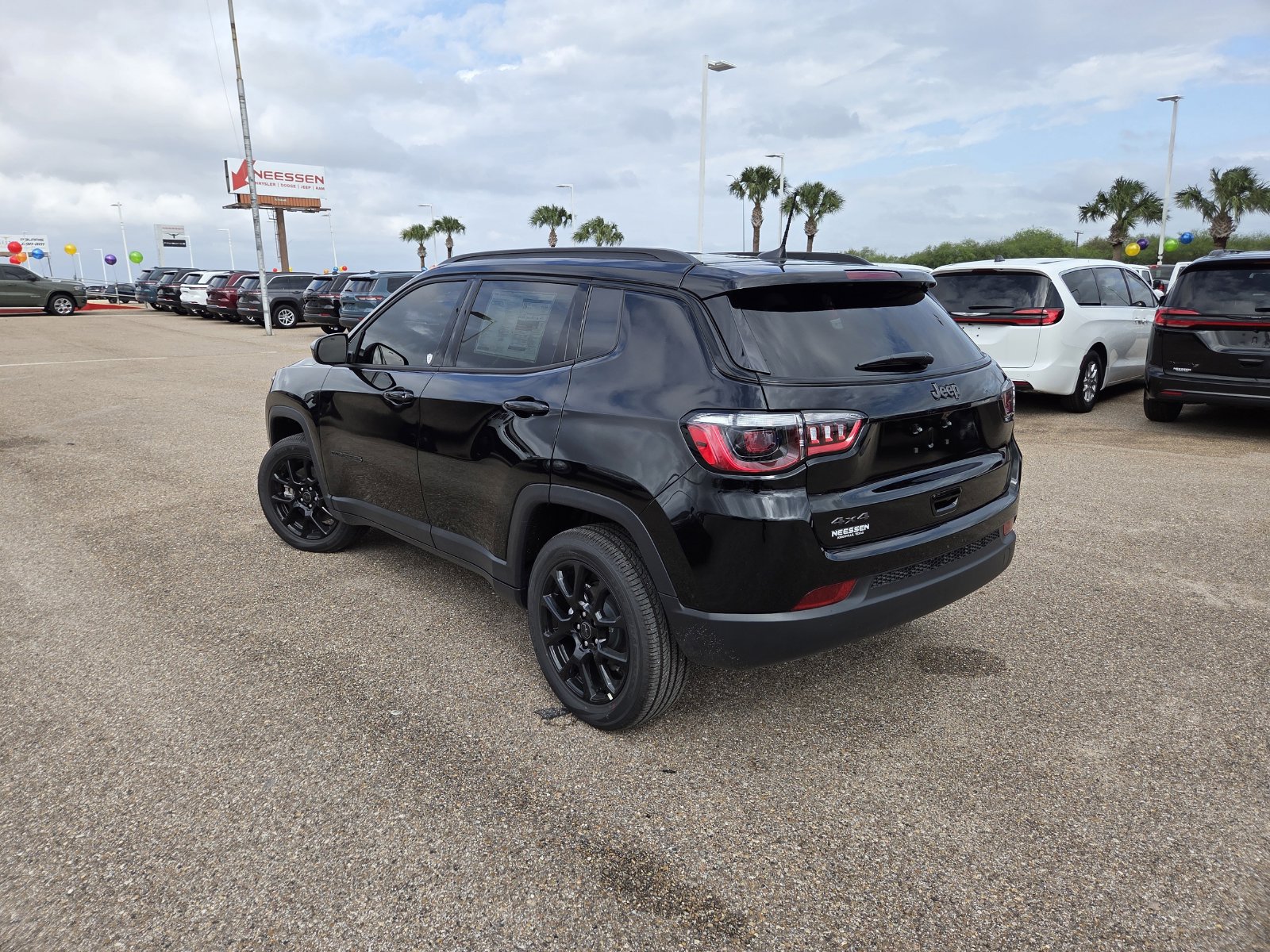New 2026 Jeep Compass Latitude AWD/4WD image 5