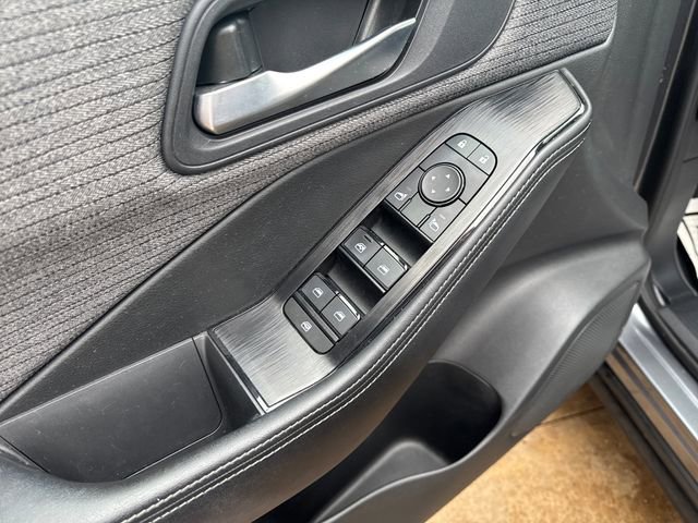 Used 2023 Nissan Rogue SV image 13