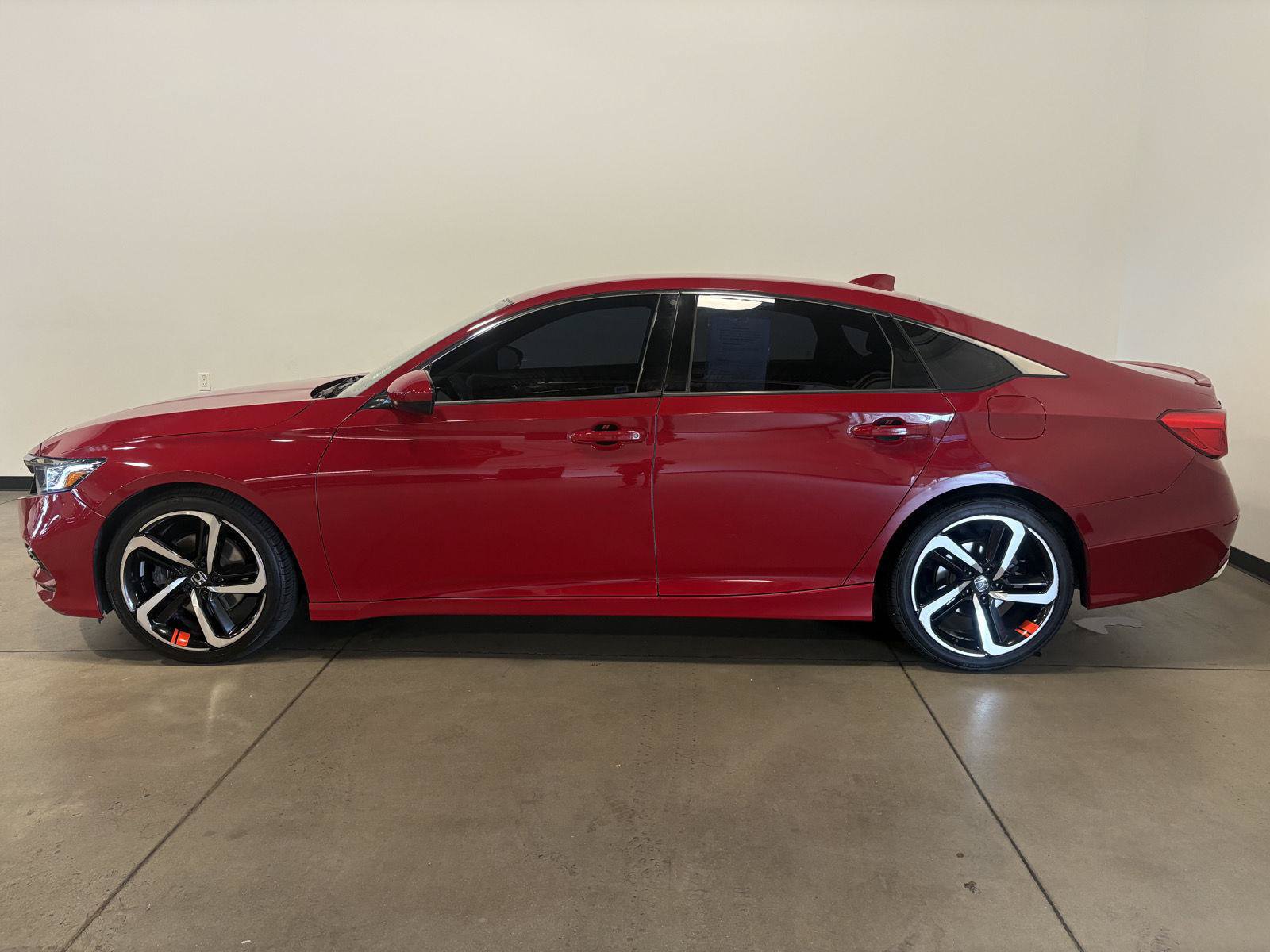 Used 2018 Honda Accord Sport image 7