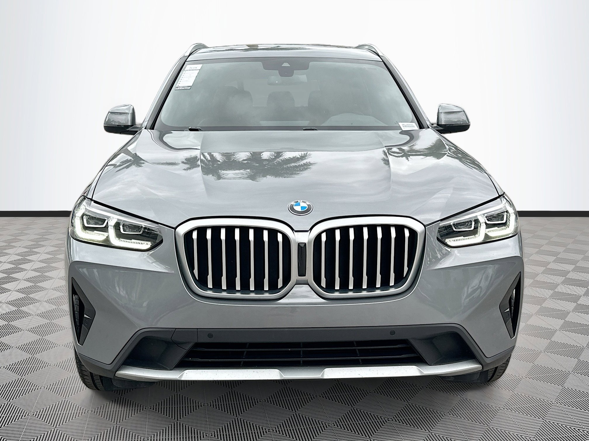 Used 2023 BMW X3 sDrive30i w/ Convenience Package image 2
